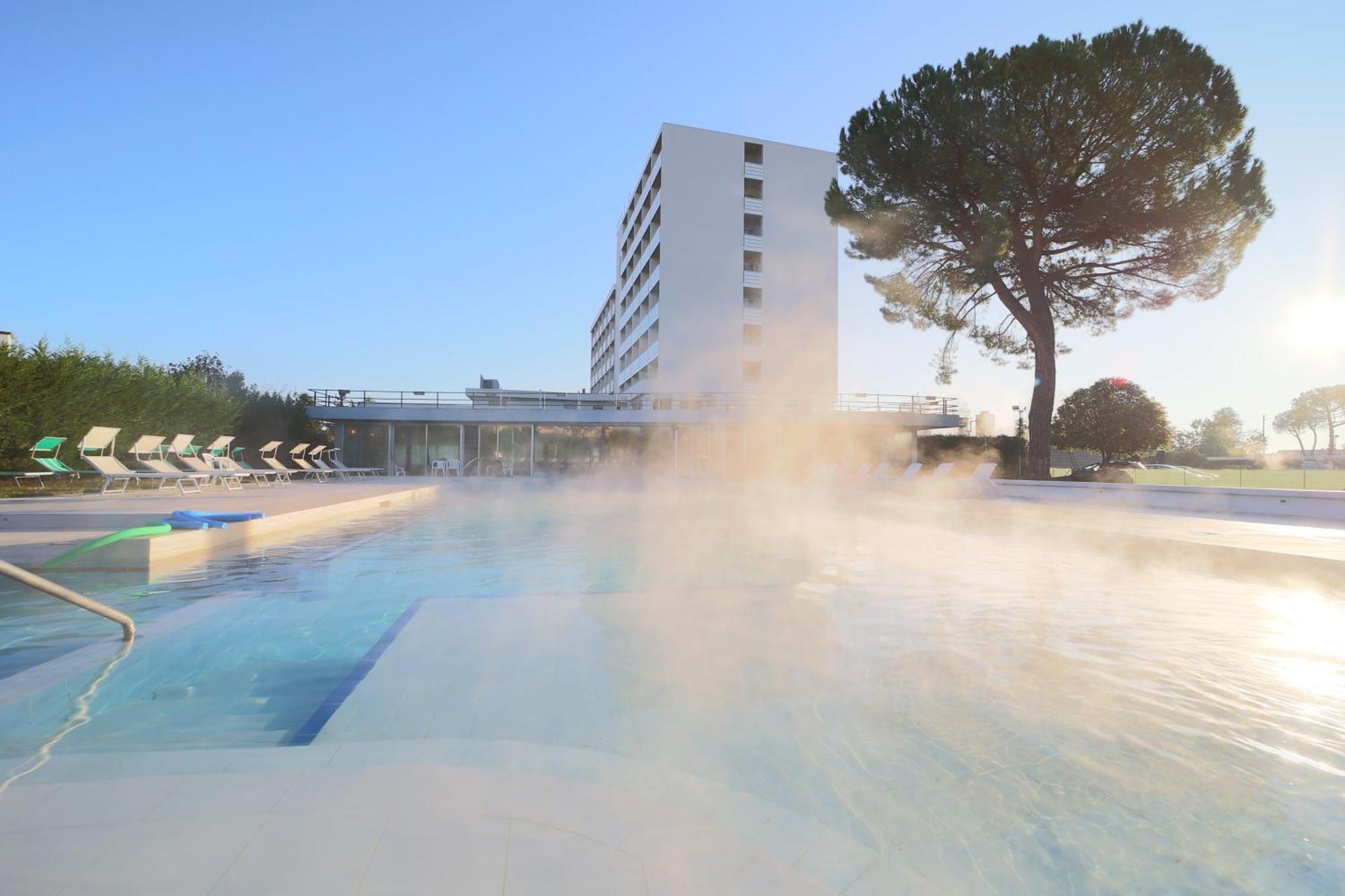 Hotel Smeraldo Abano Terme Exterior foto